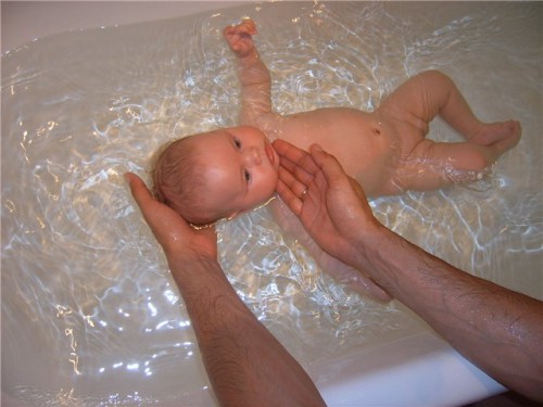 купание-ребенка